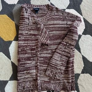 Daytrip (Buckle) distressed top